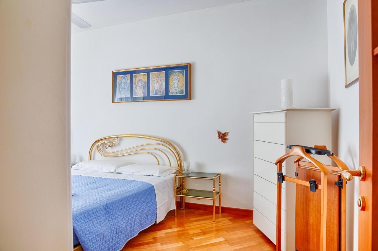 Note Su Puccini 66 Appartement Triëst Buitenkant foto